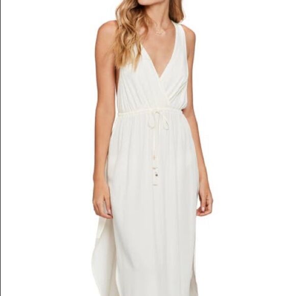 ✨HP✨Zara V Neck Tank Sheer Cover Up✨ - Picture 3 of 7